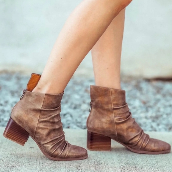 Antelope Hollie ankle boots - Picture 2 of 9